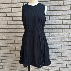 GAP Black Laser Cut Hem Sleeveless Fit and Flare Mini Dress Size 6